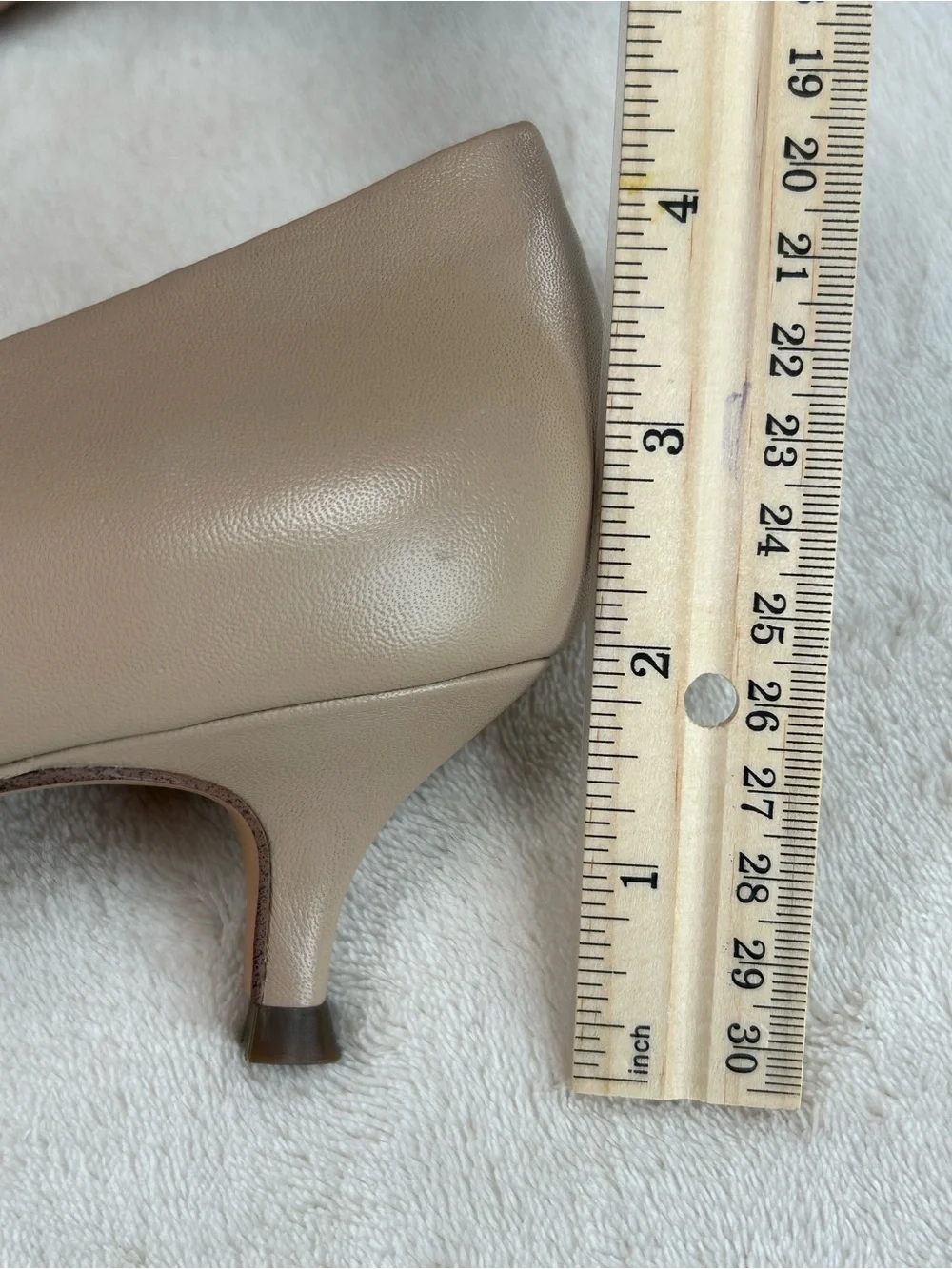 Vionic Josie Classic Pointed-Toe Kitten Heels Pumps Nude/Beige Women’s Size 7.5